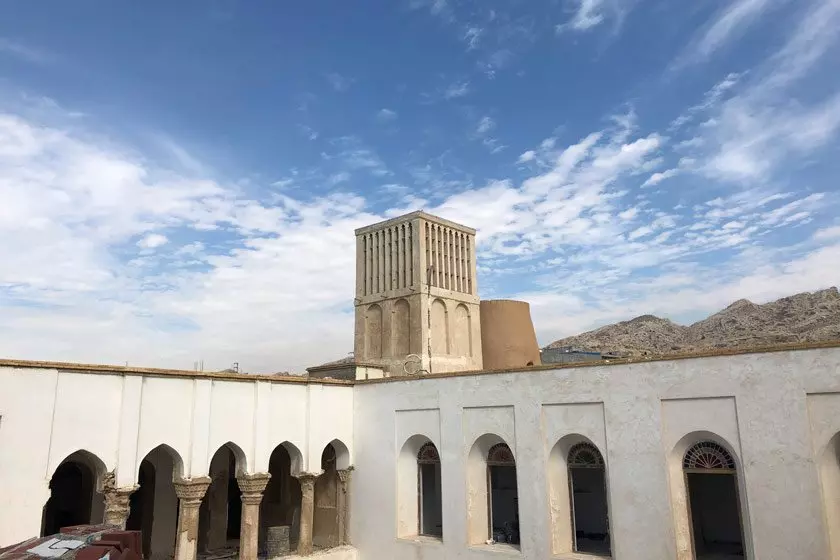 قلعه شیخ نصوری بندر سیراف
